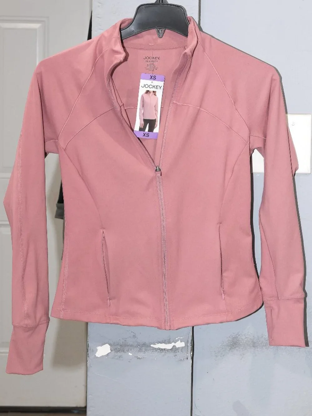 Jockey women active